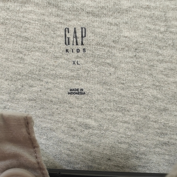 Boy's Gap Short sleeve tee - Picture 3 of 3
